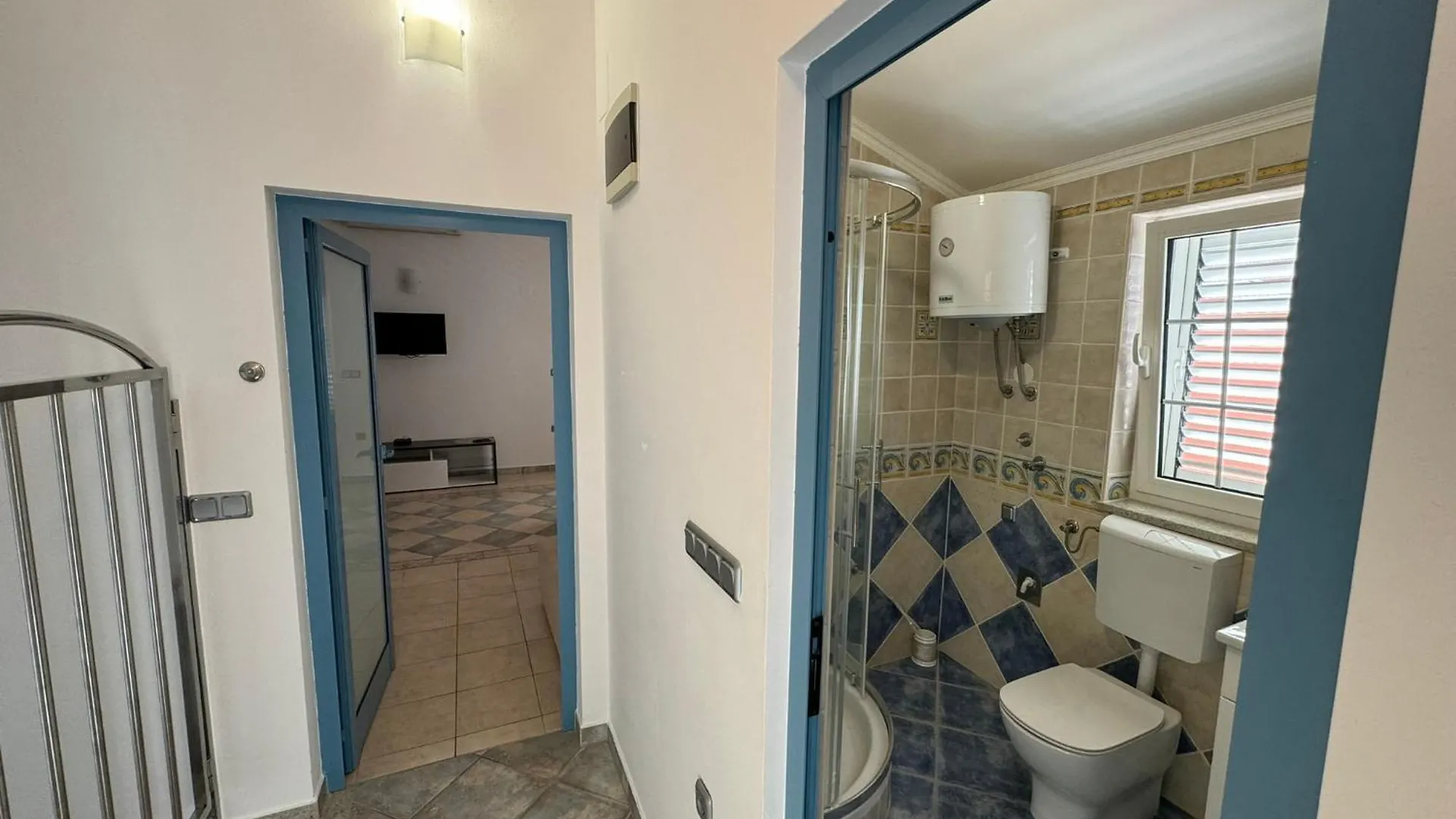Al Mar Apartments Nin